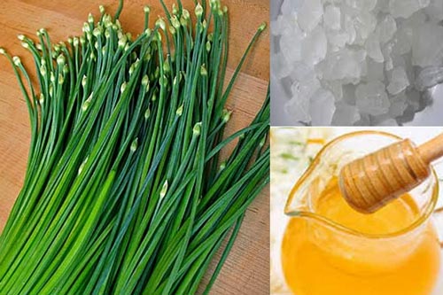 Đừng rửa lá hẹ với nước, cứ làm theo cách này đảm bảo sạch bong hết bụi bẩn