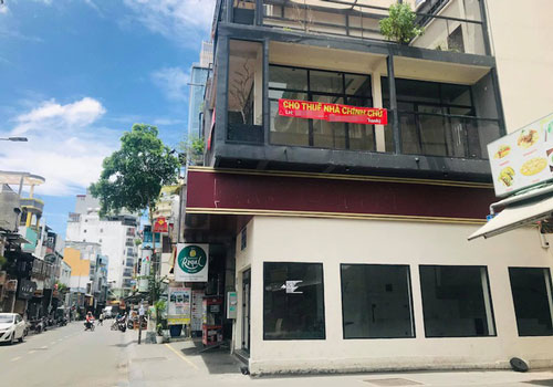 Nhà phố tiền tỷ giảm giá sốc, chủ nhà vẫn "méo mặt" tìm khách thuê