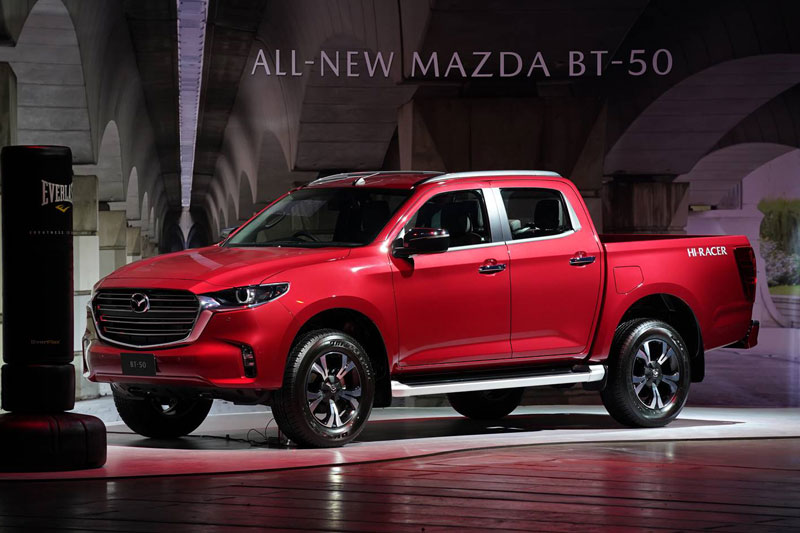Cận cảnh Mazda BT-50 2021 giá hơn 400 triệu đồng tại Đông Nam Á