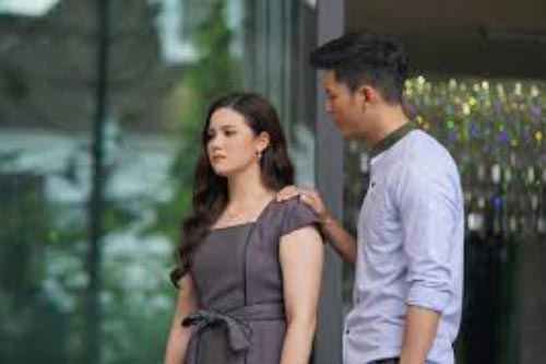 Nghẹn ngào mang kết quả khám bệnh ung thư về, tôi choáng váng trước hành động của chồng