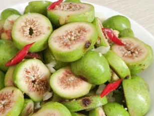 Mẹ sau sinh hãy bổ sung thêm 4 loại thực phẩm này giúp tiết sữa nhiều, bé tha hồ bú