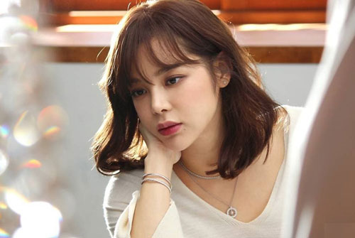 'Hoa hậu dao kéo' Park Shi Yeon lái xe trong tình trạng say xỉn, gây tai nạn