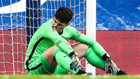 Kepa lại 'tấu hài' với bàn thua khó đỡ