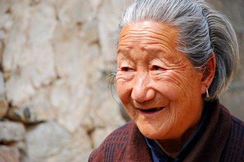 Cụ bà 118 tuổi nhưng gan và mạch máu vẫn khỏe như người 40: Bí quyết nằm ở loại nước "trường thọ"