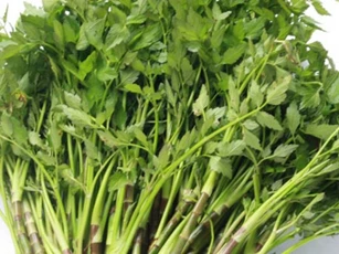 Những người tuyệt đối không được ăn rau cần