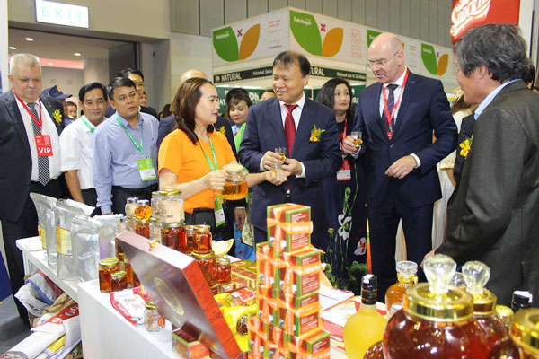 Khẳng định giá trị thương hiệu Việt giữa khó khăn