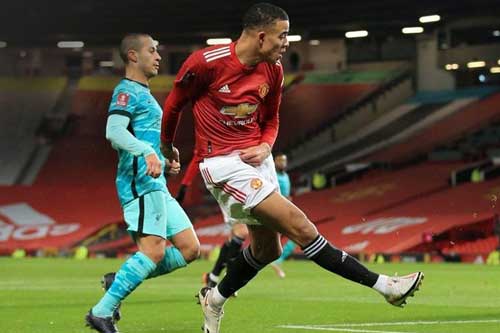 Mason Greenwood: Hãy xem Cavani như người thầy!