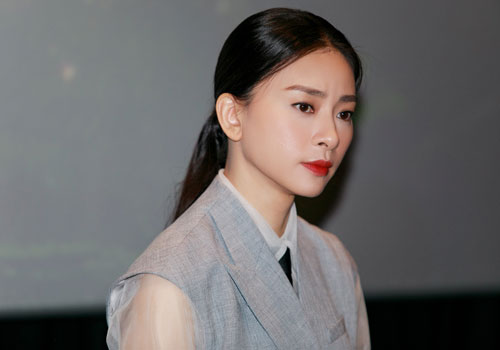 Ngô Thanh Vân buồn bã, khốn đốn vì phim 43 tỷ bị tẩy chay