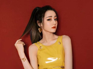 Top 10 mỹ nhân Hoa Ngữ được yêu thích nhất tại Thái Lan năm 2020: Địch Lệ Nhiệt Ba vô đối