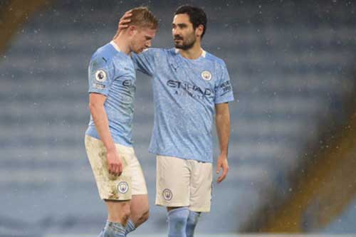 De Bruyne chấn thương, Guendogan sẽ bước ra ánh sáng?