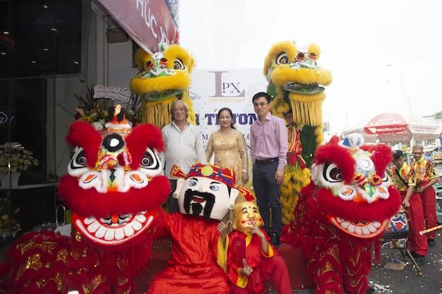 công ty TNHH Minh Long I trong việc gắn bó lâu dài với thị trường Việt và mong muốn đưa các sản phẩm gốm sứ chất lượng đến tận tay người tiêu dùng trên toàn quốc.