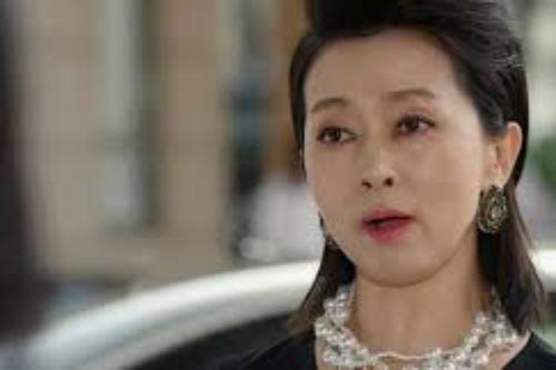 Mẹ chồng tương lai chuyển khoản 10 triệu kèm lời nhắn ngọt ngào "thiếu đâu con bù nhé", nhưng nguồn cơn phía sau khiến nhà gái muốn hủy hôn gấp