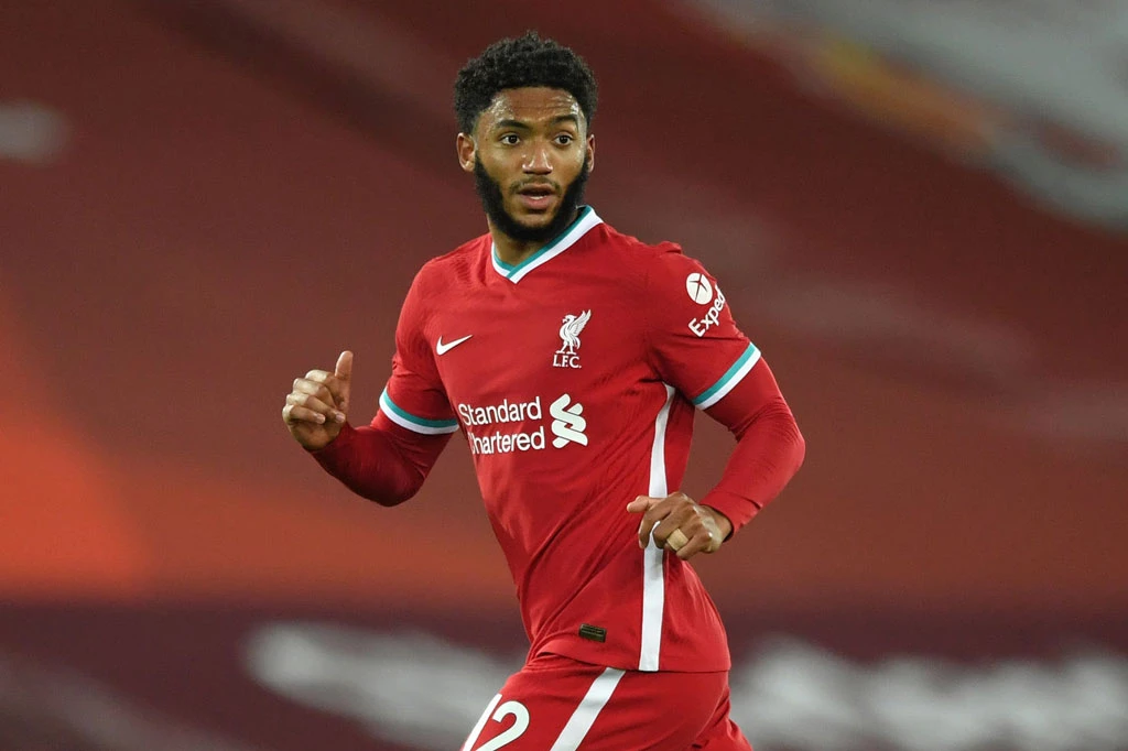 =9. Joe Gomez (Liverpool, 23 tuổi, định giá chuyển nhượng: 36 triệu bảng).