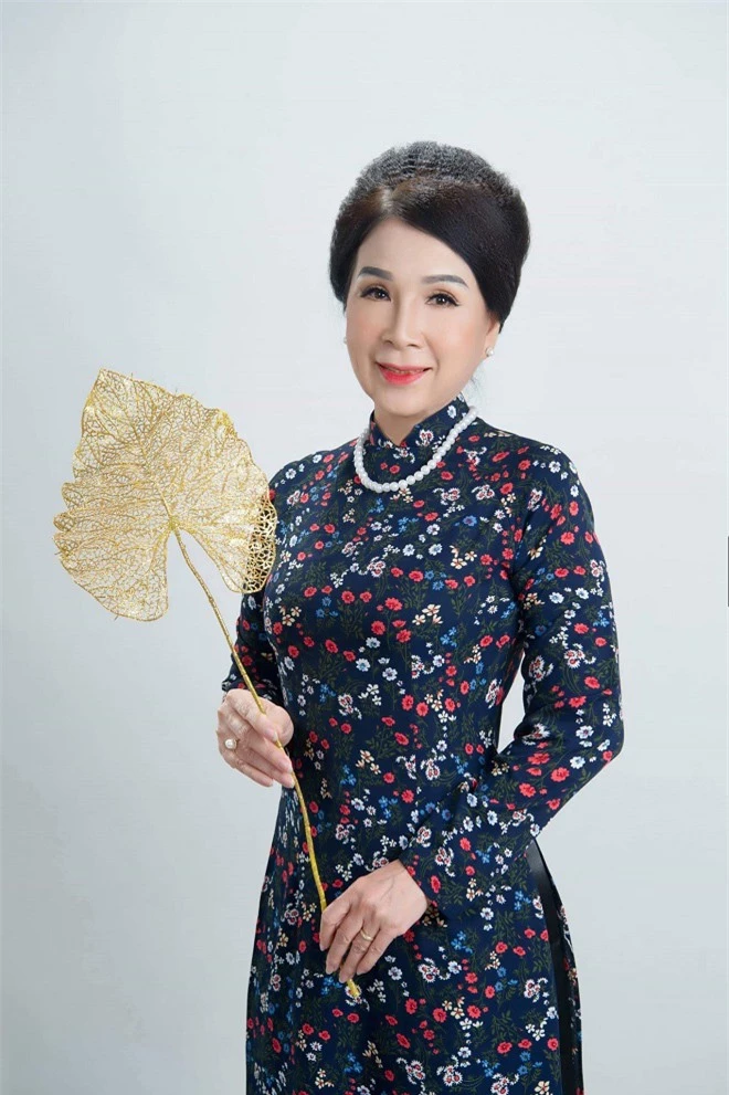 NSND Kim Xuân: Tôi thấy những cuộc tình chóng vánh trên phim trường, kết quả đau đớn lắm - Ảnh 1.