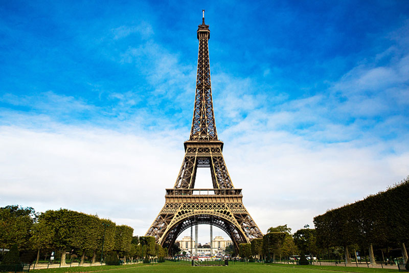 10 sự thật thú vị có thể bạn chưa biết về tháp Eiffel