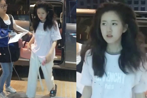 Có ai như Triệu Lộ Tư: Đầu tóc rối bù, mặc đồ ngủ chân đi dép lê cũng gây sốt, nhưng nhan sắc có gây thất vọng?