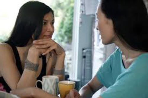 Nhìn chị dâu trao vàng cho con gái chị ấy trong ngày cưới mà tôi tức giận tột cùng