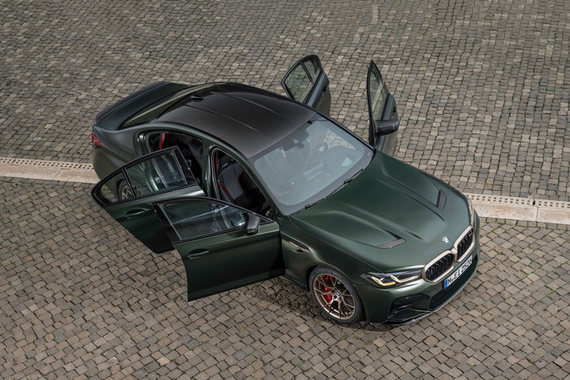BMW giới thiệu xe mạnh nhất trong lịch sử, giá gần 3,3 tỷ đồng