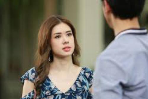 Nghe được lời chồng hứa với bạn thân bên giường bệnh mà tôi choáng váng