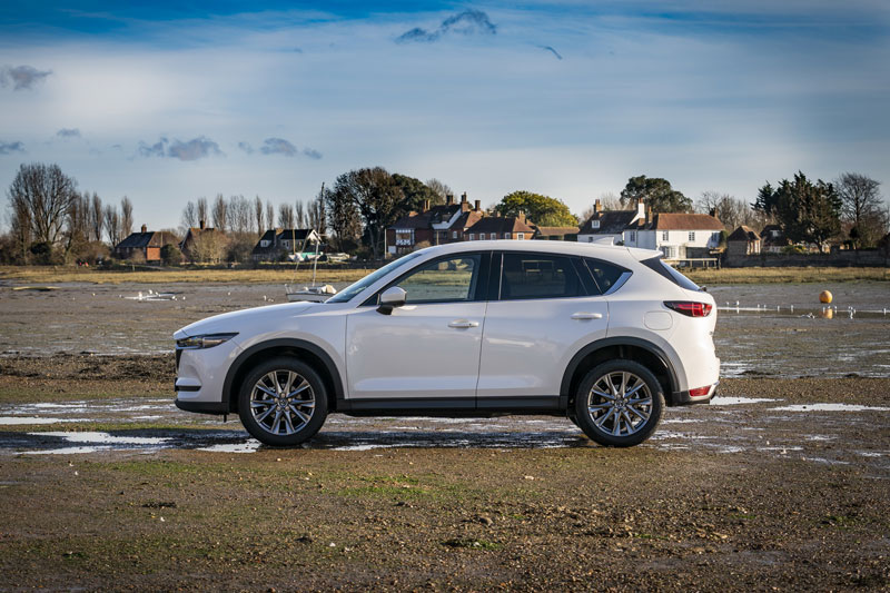Ngắm Mazda CX-5 2021, giá gần 900 triệu đồng