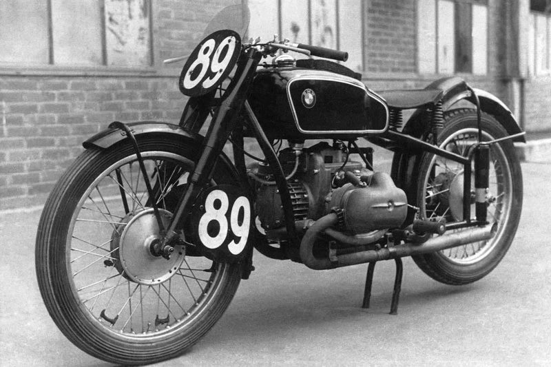 7. BMW RS255 Kompressor 1939 (giá: 480,000 USD).