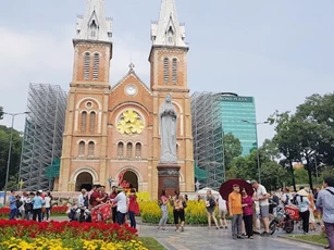 Năm 2021: Doanh nghiệp du lịch tiếp tục "ngóng" gói hỗ trợ để giữ chân người lao động