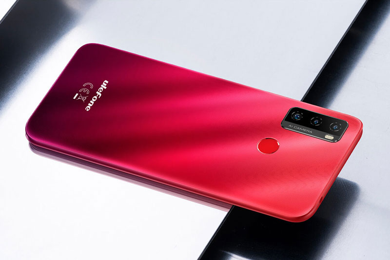 Smartphone 3 camera sau, pin 5.500 mAh, giá 2,55 triệu đồng