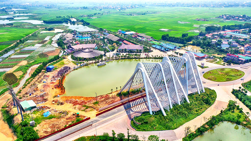 Quảng Ninh: Tạm dừng chở khách đường bộ, đường thủy, đóng cửa sân bay Vân Đồn