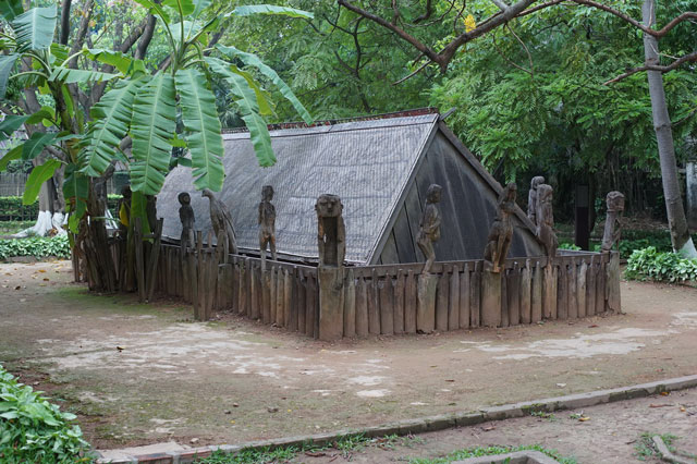 Tìm hiểu kiến trúc nhà mồ Tây Nguyên