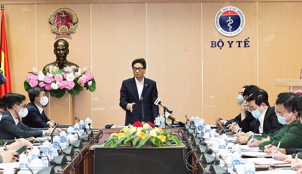 Phó Thủ tướng Vũ Đức Đam: Tại sao một mẻ xét nghiệm tại Hải Dương, Quảng Ninh lại ra nhiều ca bệnh như thế?