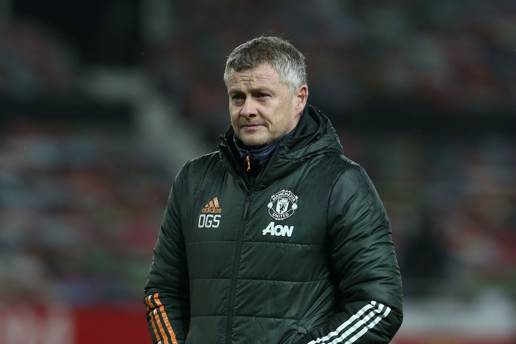 HLV Solskjaer chê trách hàng thủ sau trận thua sốc trước Sheffield