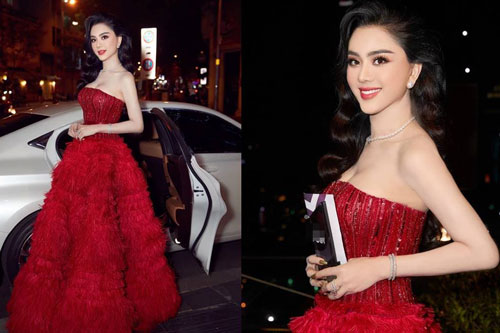Sau khi để vùng da cổ nhăn nheo sần sùi, Lâm Khánh Chi lộ diện tươi tắn khoe vóc dáng cực đẹp bên 'xế hộp' tiền tỷ