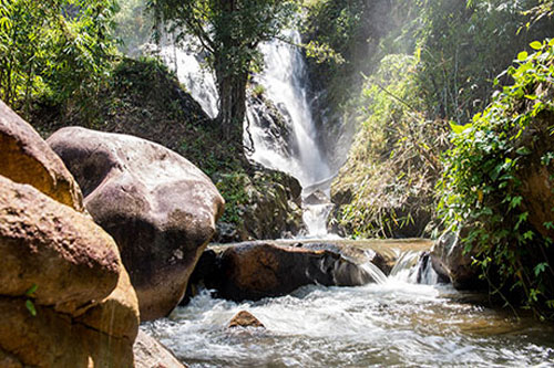 Truyền thuyết thác Đăk Pe ở Kon Tum