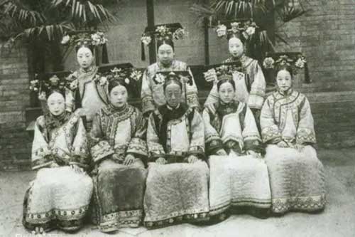 Công chúa cuối cùng của triều Thanh: 17 tuổi thành góa phụ, dám phê bình thói xa xỉ của Từ Hi Thái hậu khiến bà "câm nín" nhưng vẫn nể sợ