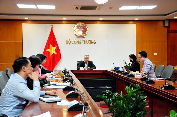 Bộ Công Thương họp khẩn về đảm bảo cung ứng hàng hóa phòng, chống dịch Covid-19