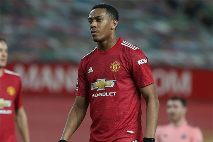 Martial thường xuyên để mất bóng ở trận đấu với Sheffield United