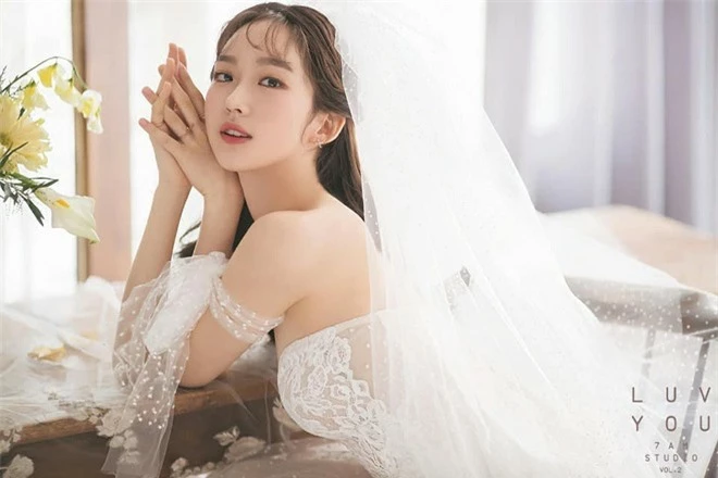 Nữ diễn viên số hưởng nhất Hàn Quốc: Cấp 3 chung lớp BTS, đại học chung trường Kim Tae Hee, đỗ liền 6 trường nổi tiếng - Ảnh 4.