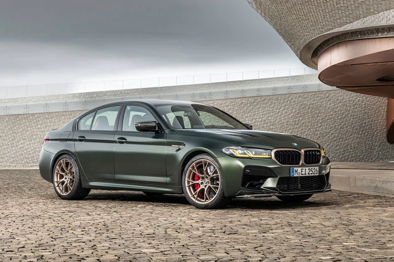 BMW M5 CS 2022. 