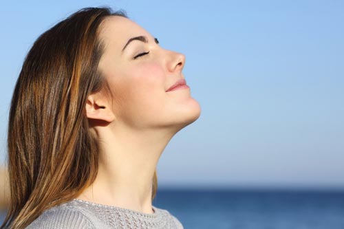 Lợi ích của hít thở sâu đối với cơ thể