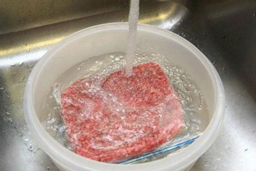 2 cách rã đông thực phẩm vừa đơn giản vừa an toàn