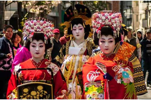 Chuyện ly kỳ về kỹ nữ Oiran và lý do họ trở thành một phần văn hóa nổi tiếng của Nhật Bản
