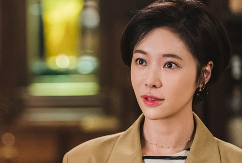 Mẹ chồng yêu cầu góp 10 triệu mua tivi ngày Tết, tôi hỏi lại 1 câu khiến bà giận