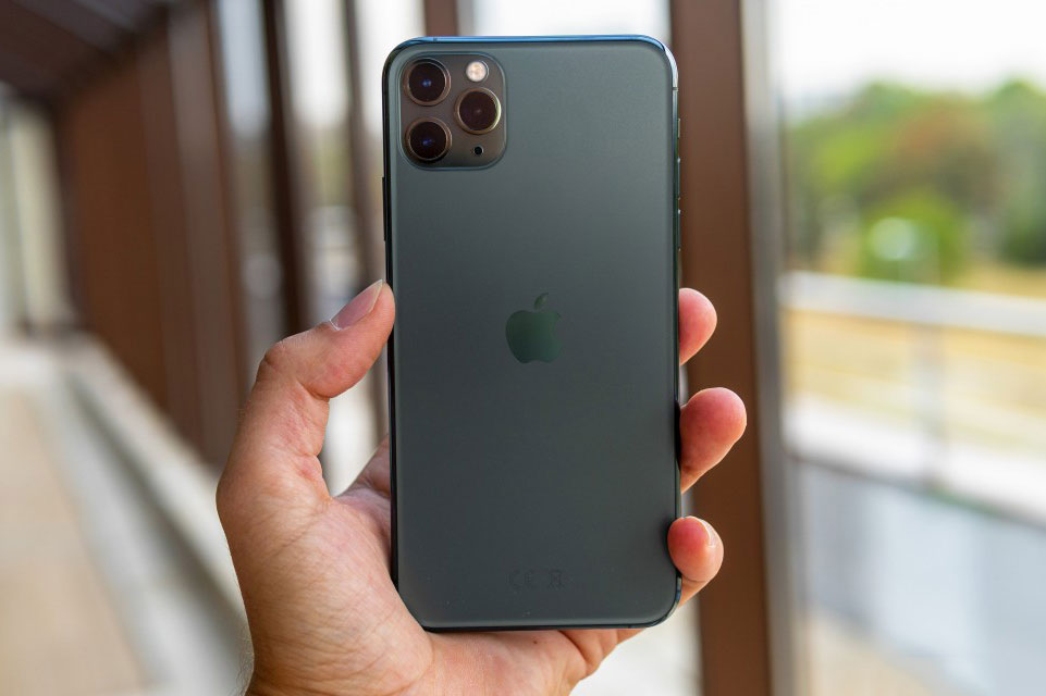 Những smartphone cũ giá tốt đáng mua cận Tết