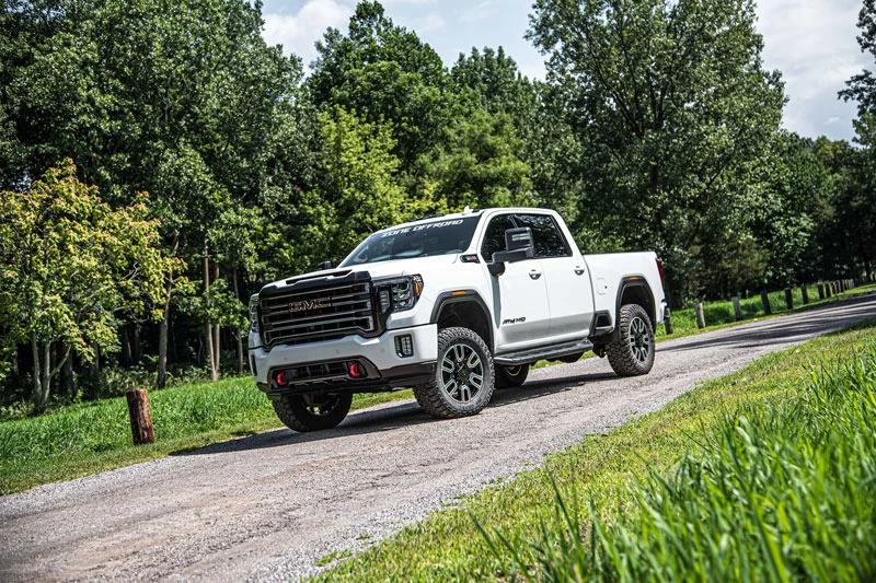 8. GMC Sierra 2500/3500HD All Terrain X.