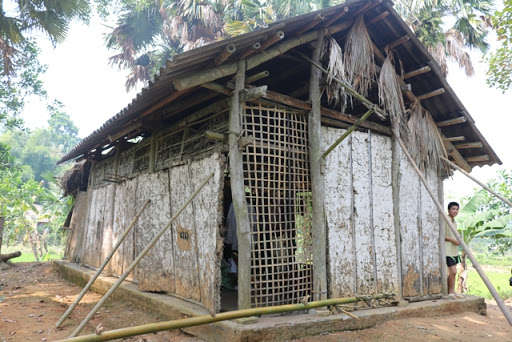 Thu nhập bao nhiêu một tháng thì gọi là hộ nghèo khu vực thành thị?