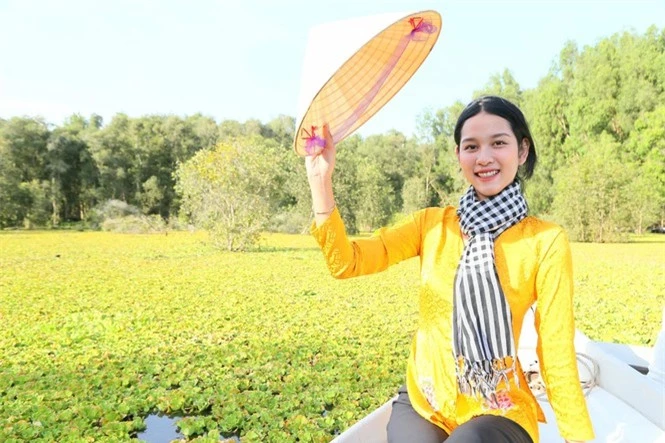 Tân Hoa khôi Sinh viên chia sẻ điều quý giá có được từ Hoa hậu Việt Nam 2020 - ảnh 3