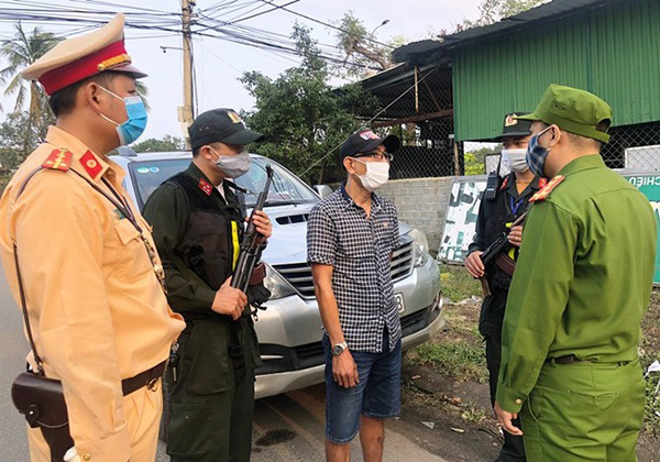 3 ngày, Công an Đà Nẵng liên tiếp phát hiện hai nhóm người Trung Quốc nhập cảnh trái phép