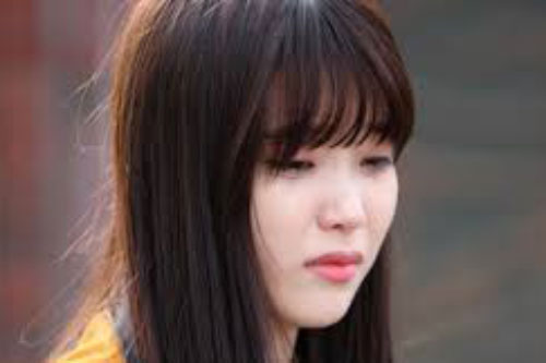 Xây nhà xong thì chồng mất, mẹ chồng liền đòi lại mảnh đất