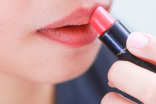 Tô son theo cách này khiến bạn trở thành thảm họa