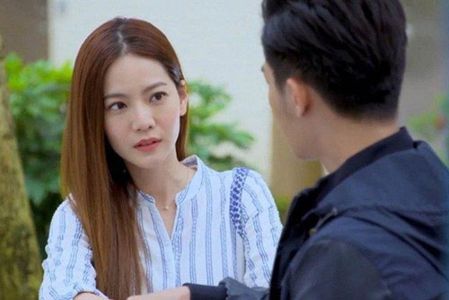 Nửa đêm chồng biến mất, tôi sốc nhìn cảnh tượng trên bãi cát